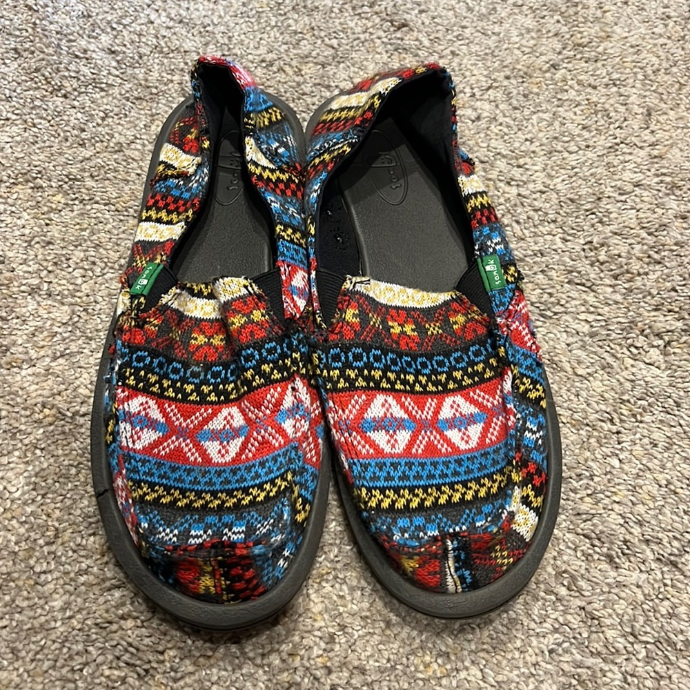 Sanuks